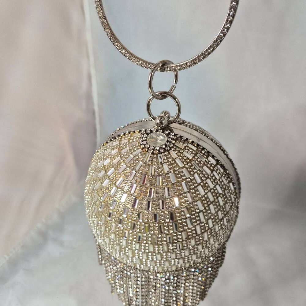 Crystal encrusted ball clutch - Picture 3 of 10